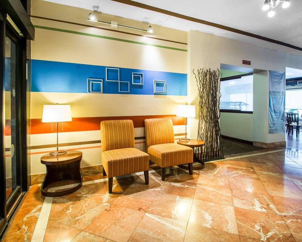Quality Inn & Suites Tallahassee Interior photo