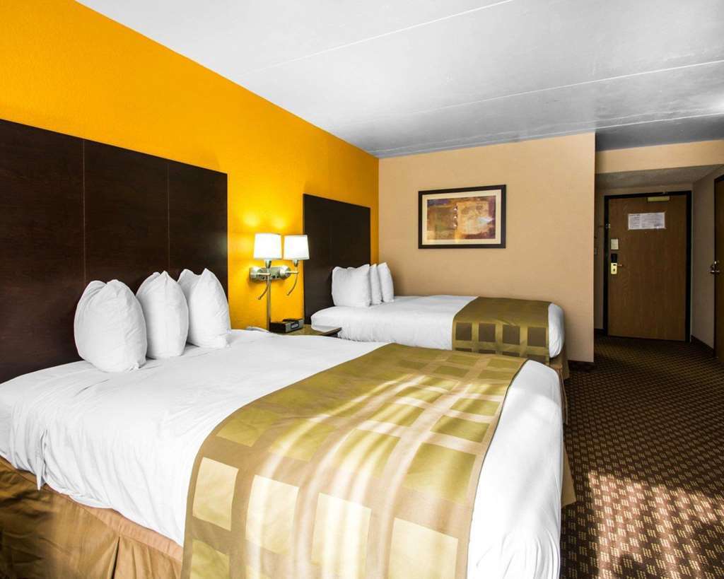 Quality Inn & Suites Tallahassee Room photo