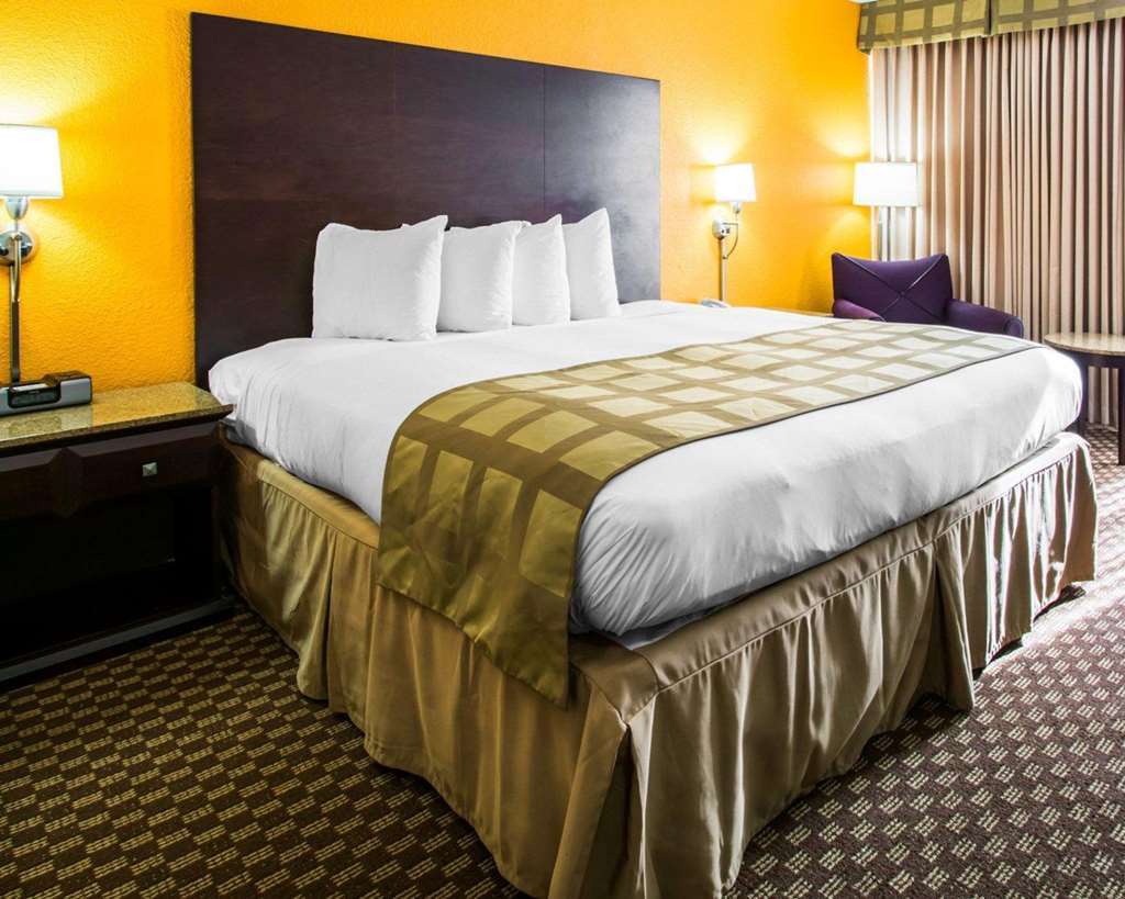 Quality Inn & Suites Tallahassee Room photo